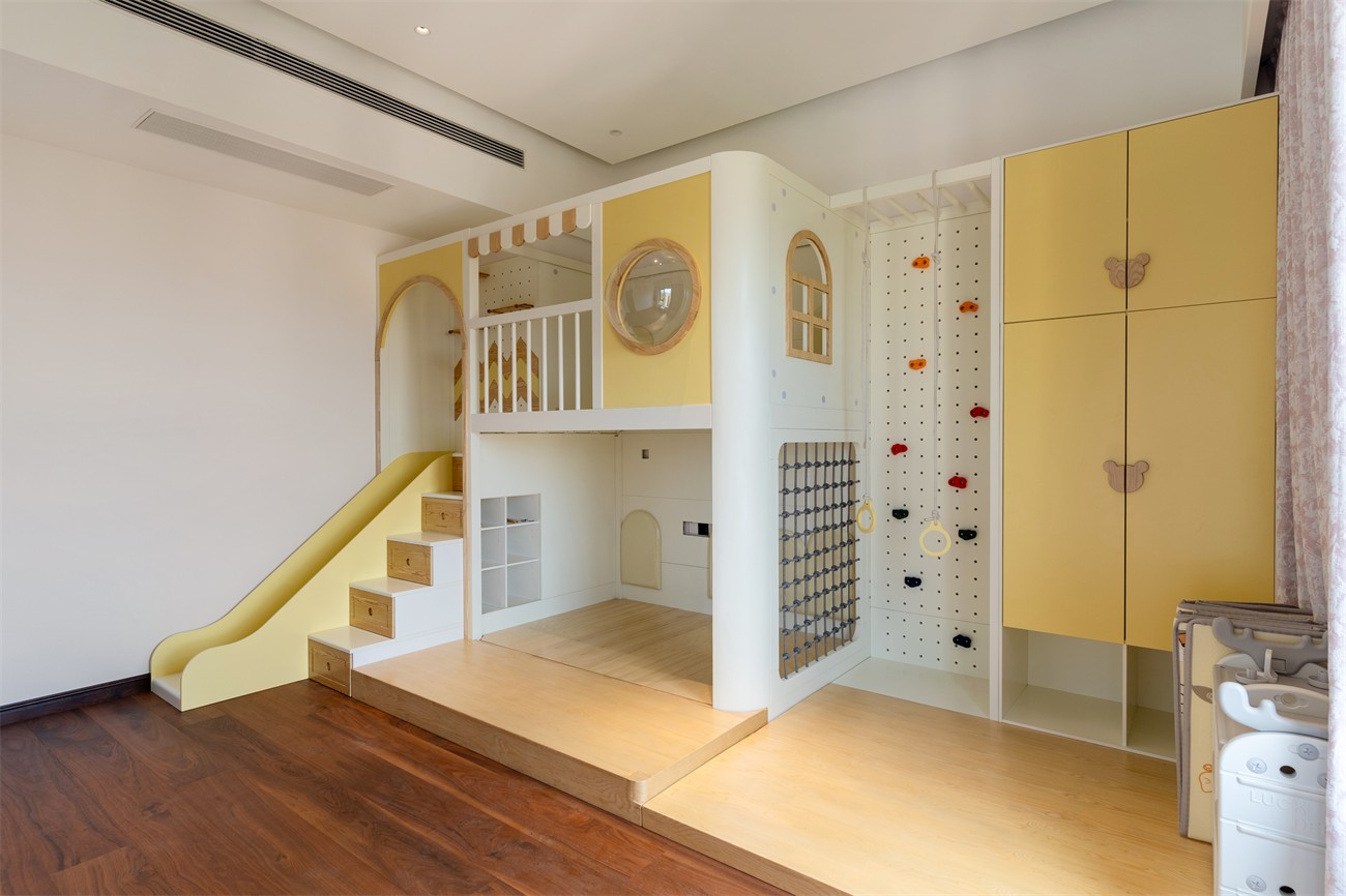 嘉和城依云湾800平现代轻奢卧室装修完工实景图