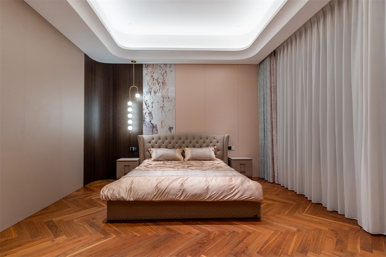 嘉和城依云湾800平现代轻奢卧室装修完工实景图