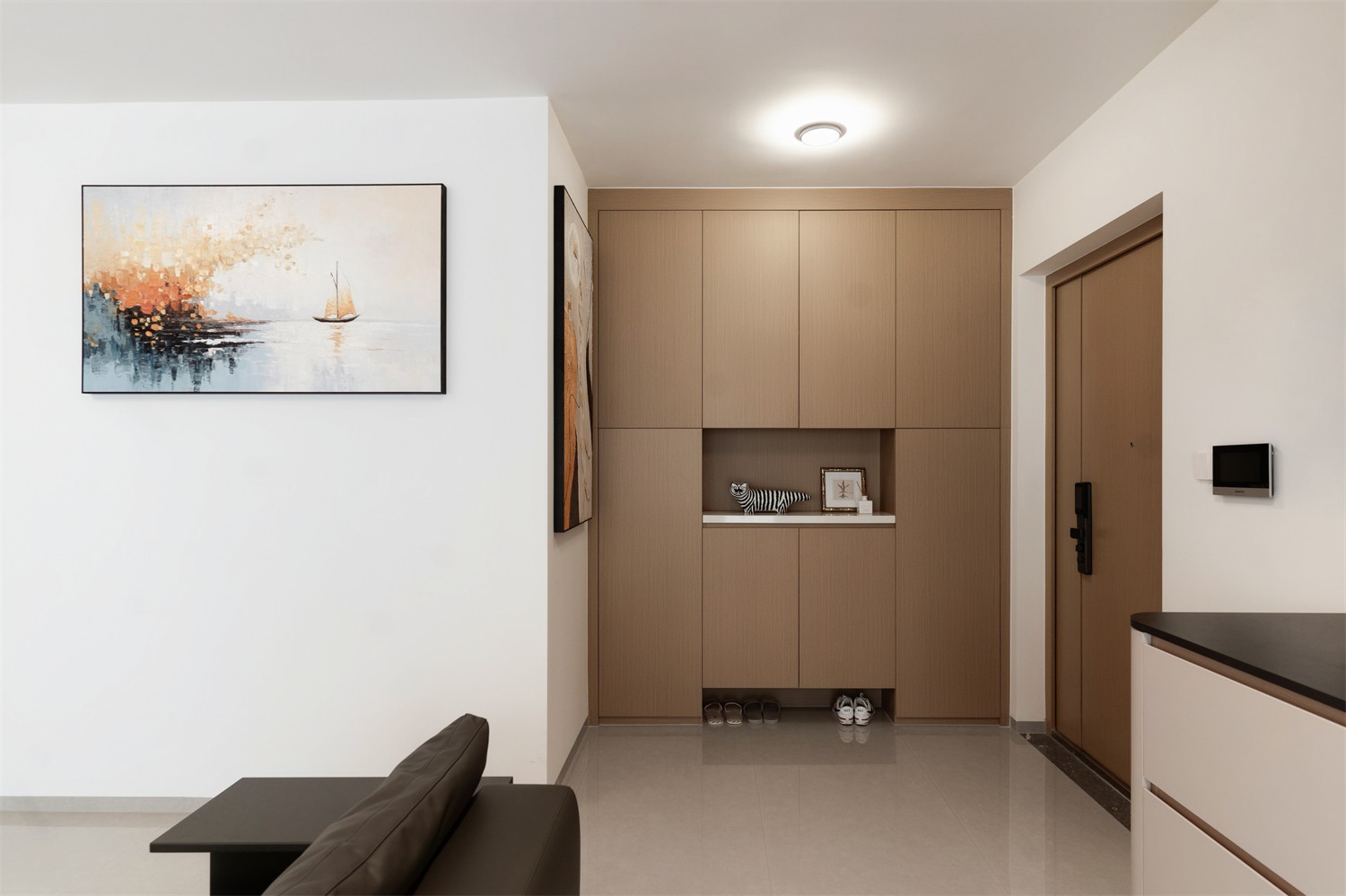 上水湾155平现代风格入户装修实景图