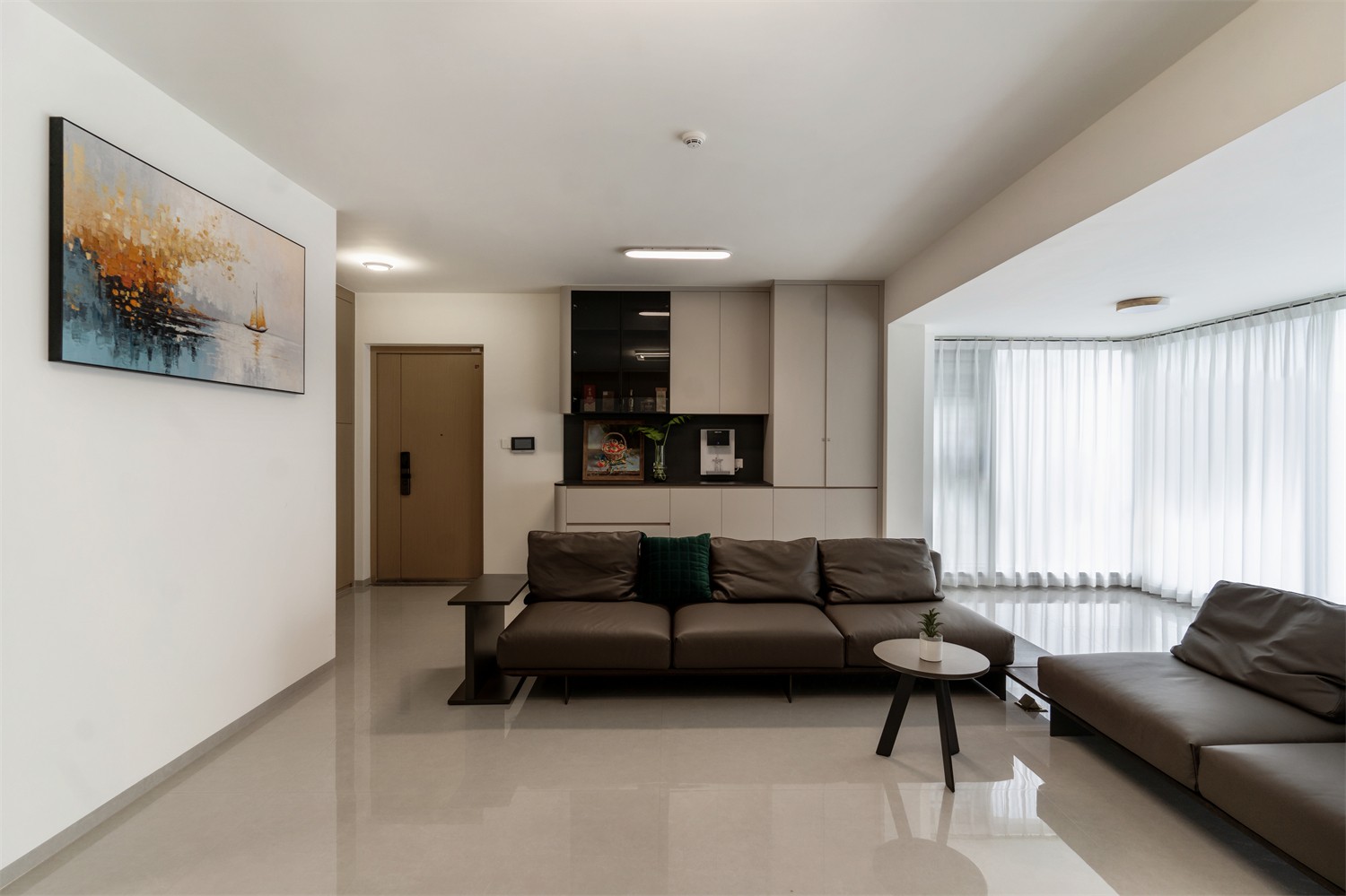 上水湾155平现代风格客厅装修实景图