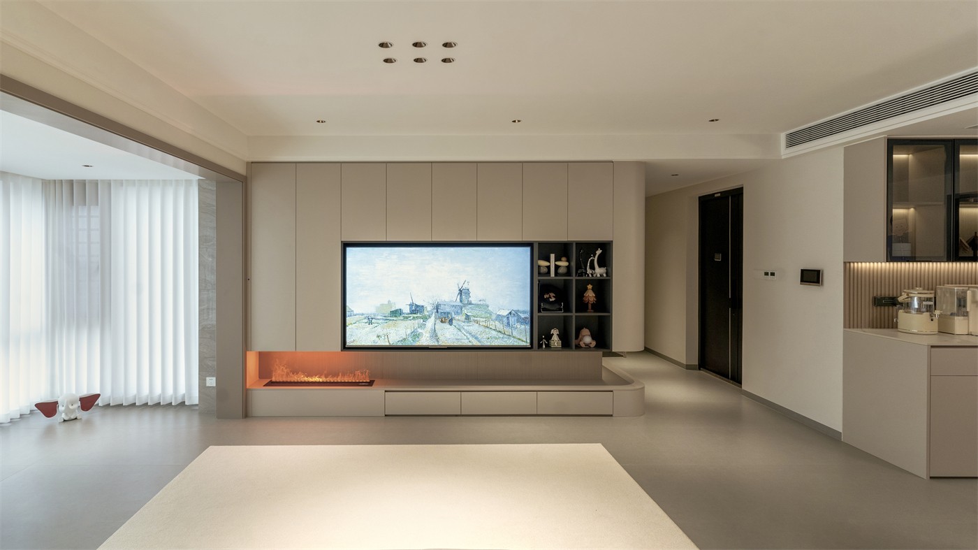 保利天悦台143平现代风格客厅装修实景图