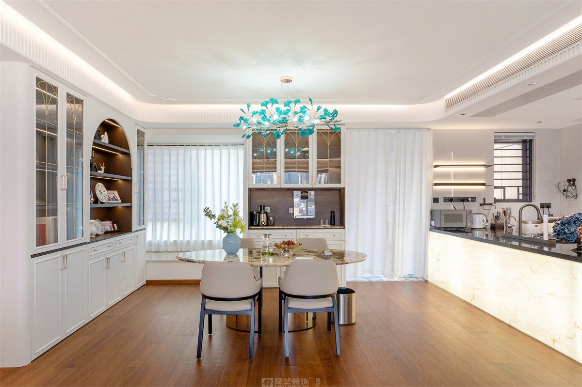 建发缦云143平法式风格餐厅装修实景图